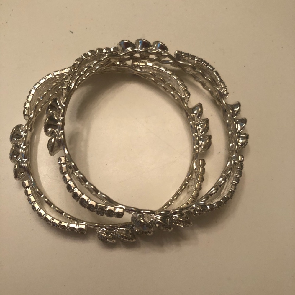 Solid Traditional bangles - Picture 2 of 2